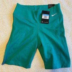 NWT Nike Women's One Rainbow Ladder 7-Inch Shorts